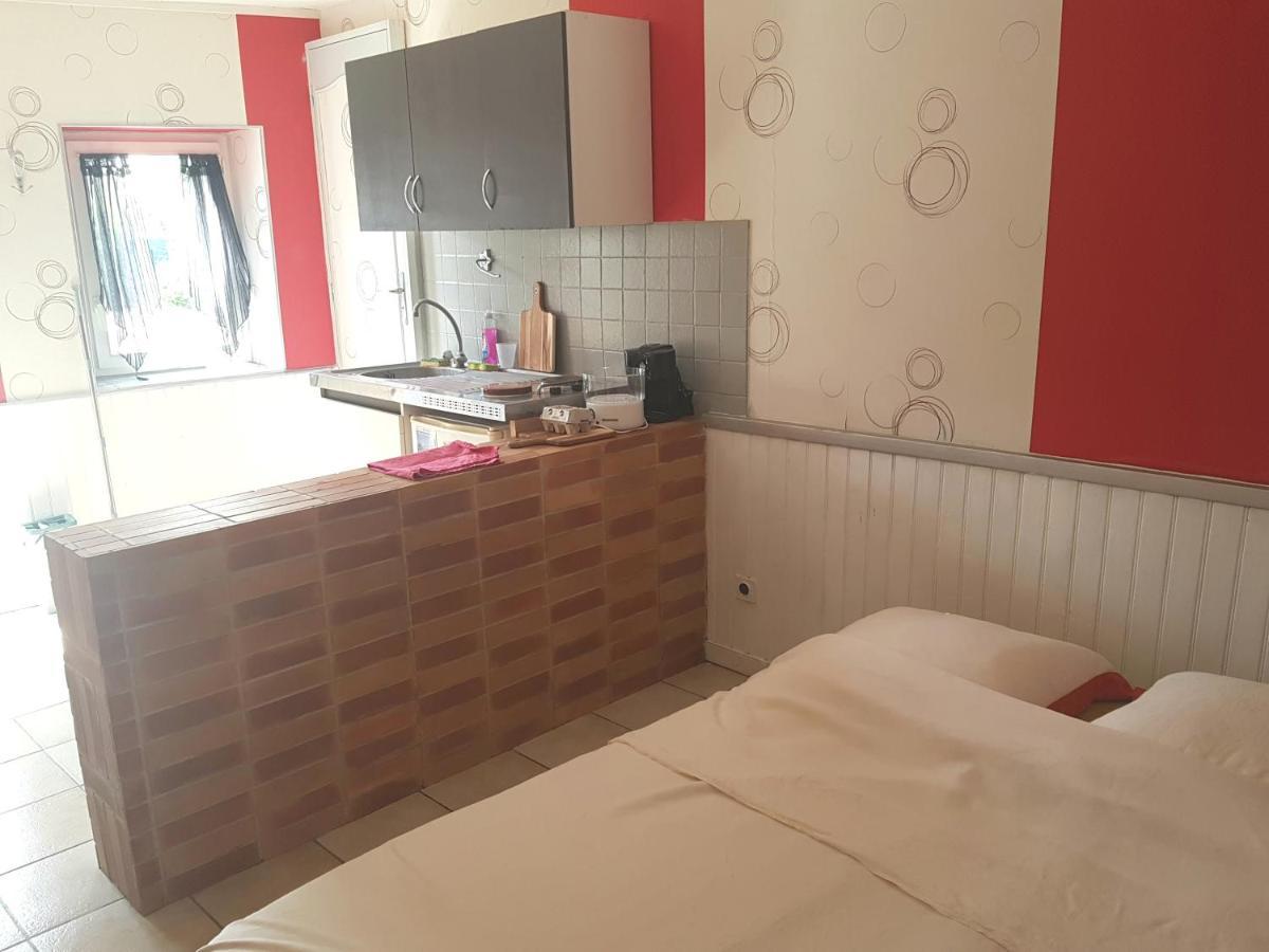 Maisonette Proche Bourges 1 Piece Mehun-sur-Yevre ภายนอก รูปภาพ